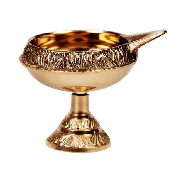 Brass-Kubeeran-Vilakku-01
