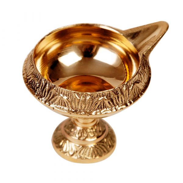Brass-Kubeeran-Vilakku-02